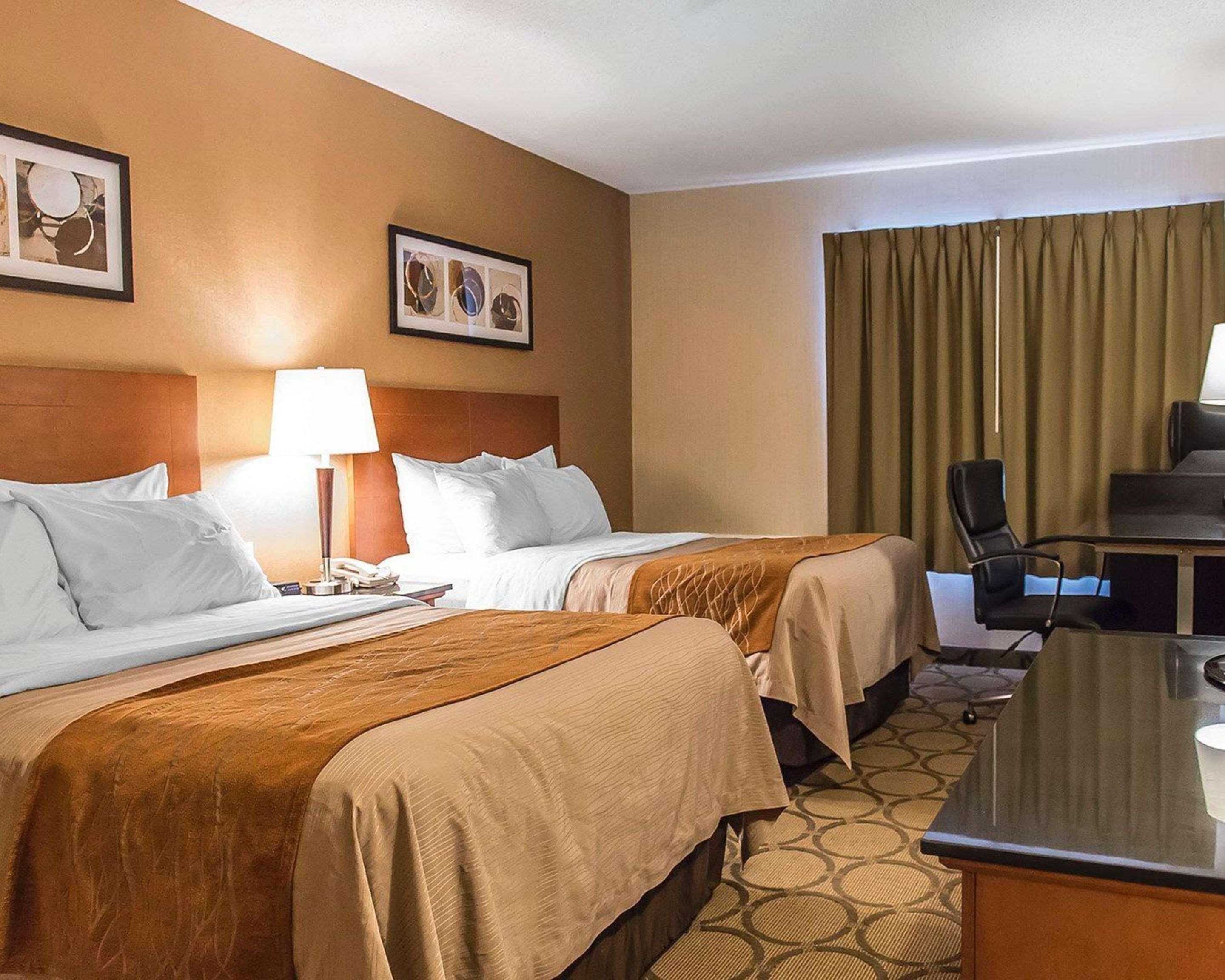 Comfort Inn Hwy 401 Kingston Eksteriør bilde