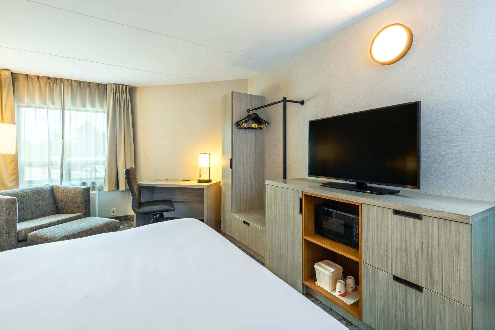 Comfort Inn Hwy 401 Kingston Eksteriør bilde