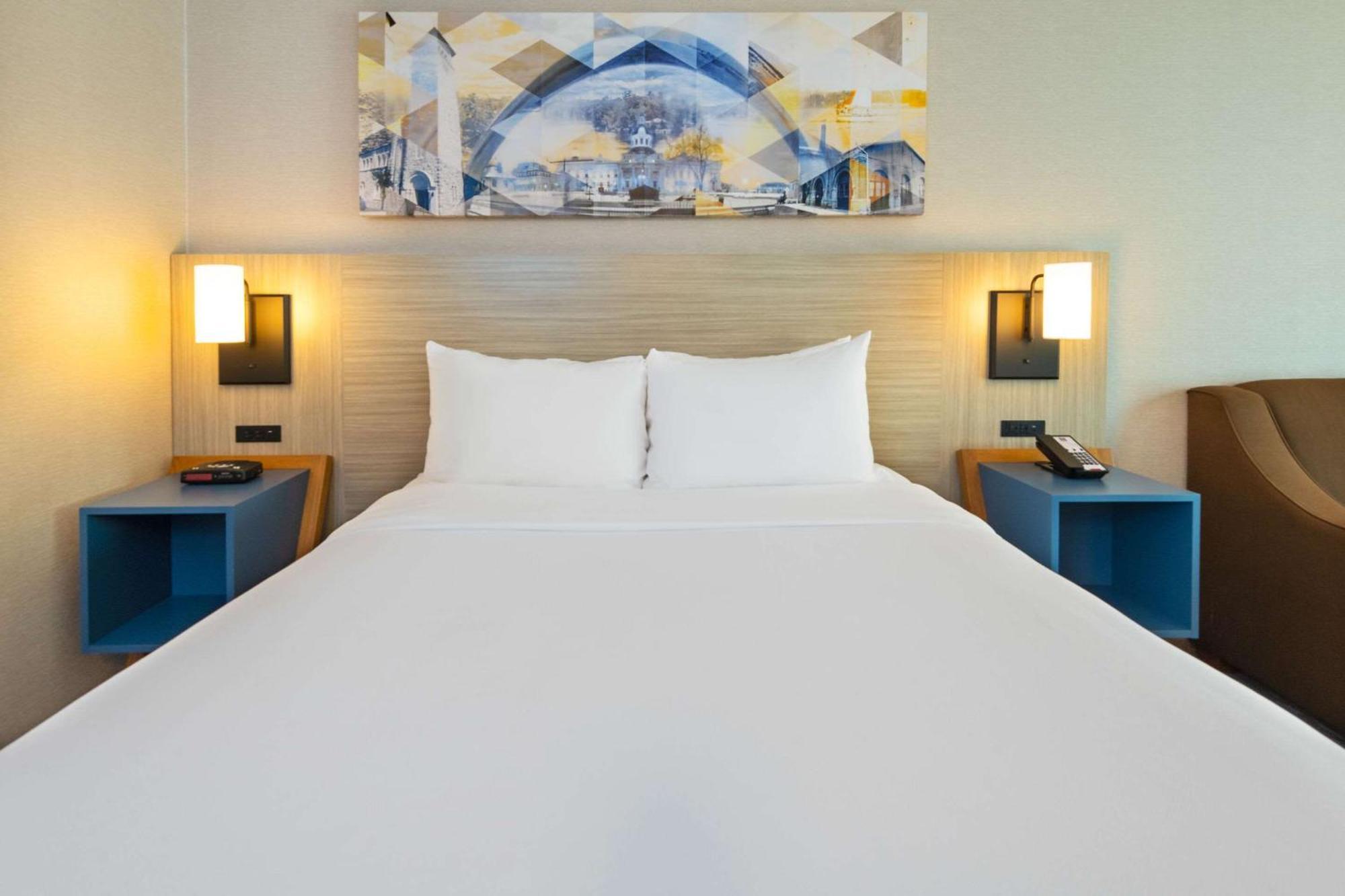 Comfort Inn Hwy 401 Kingston Eksteriør bilde