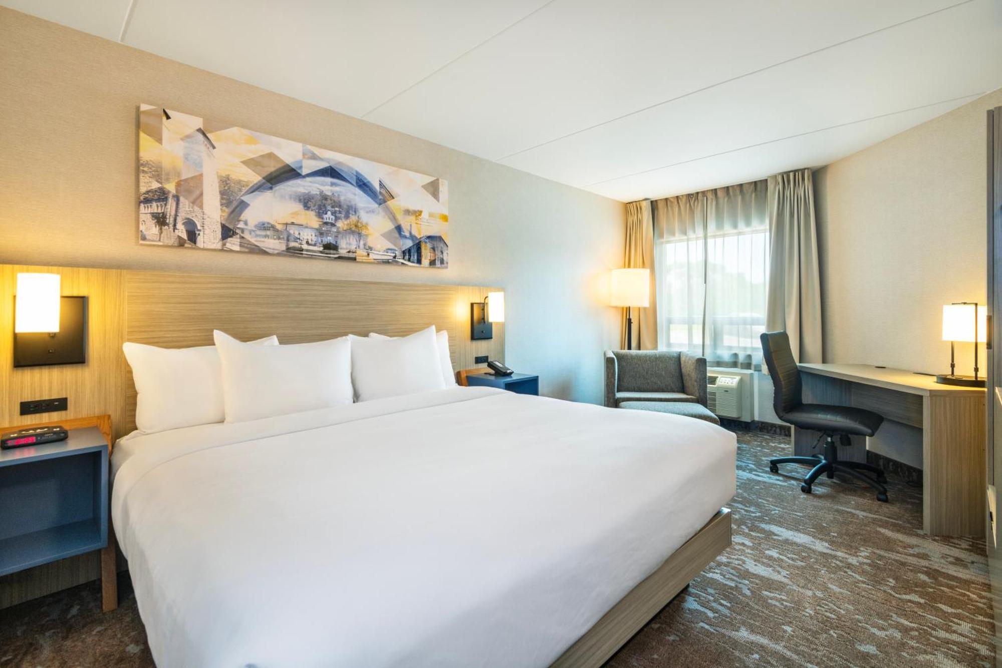 Comfort Inn Hwy 401 Kingston Eksteriør bilde