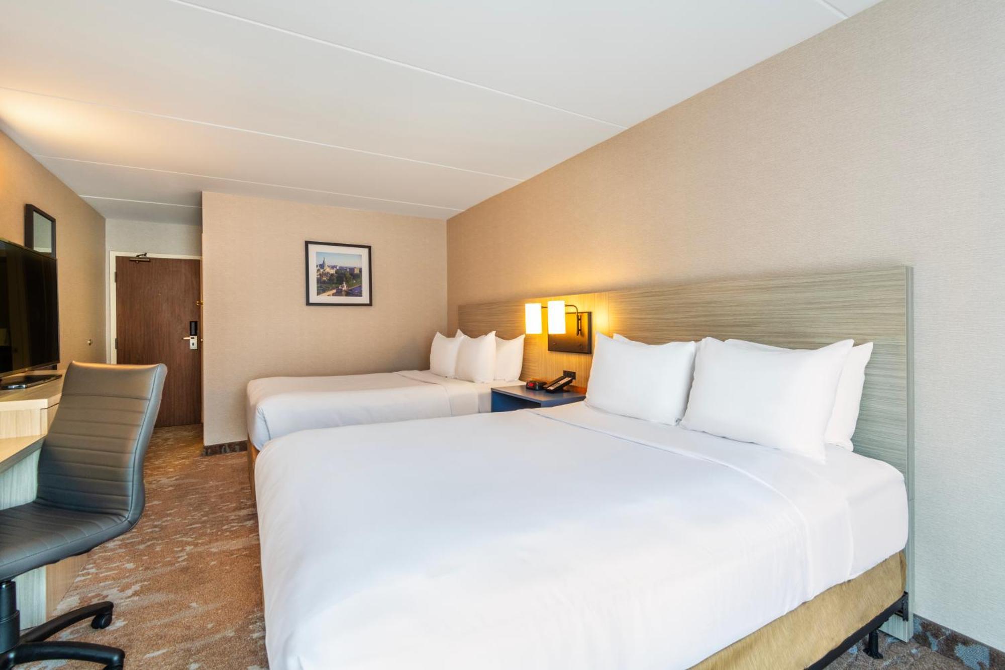 Comfort Inn Hwy 401 Kingston Eksteriør bilde
