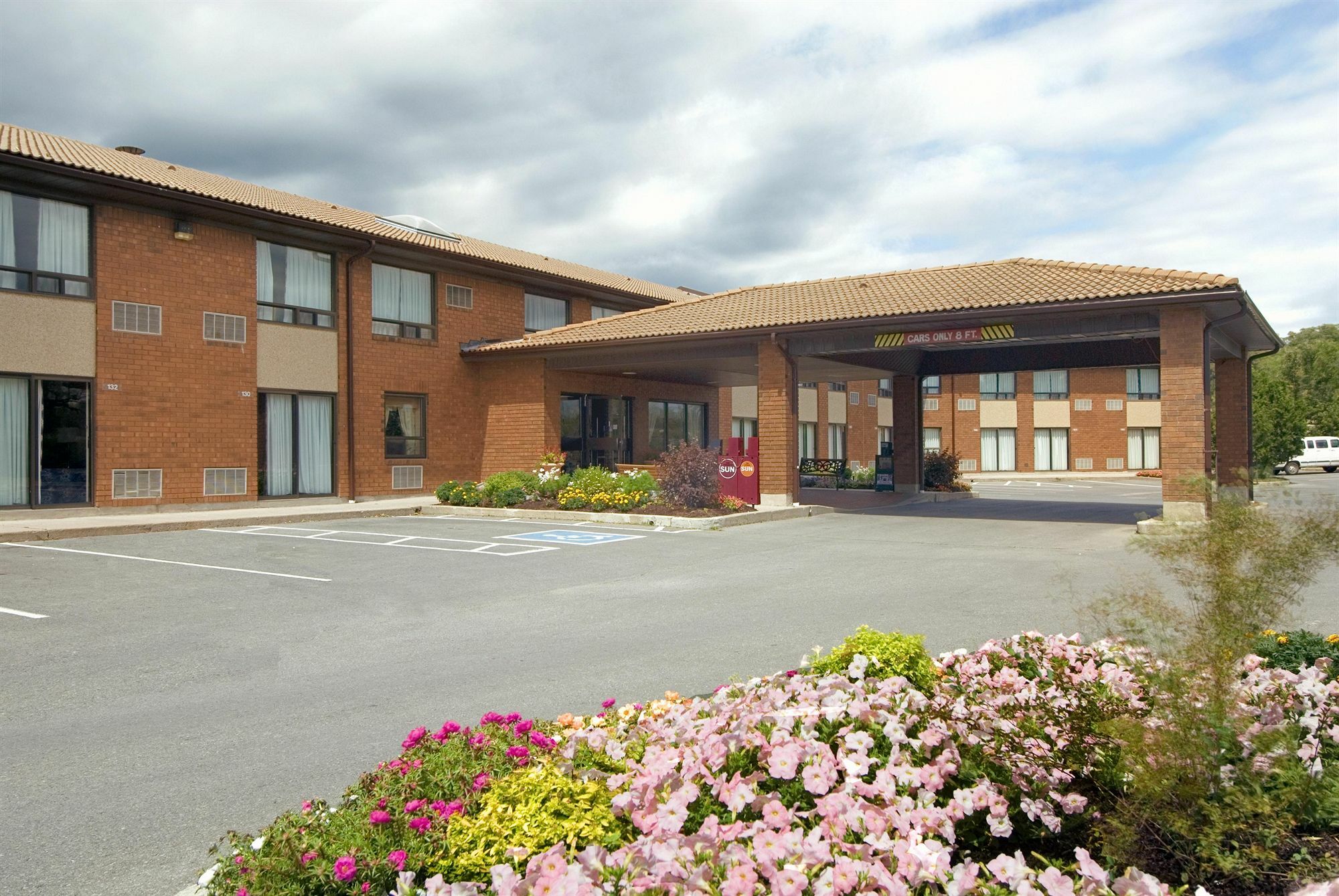 Comfort Inn Hwy 401 Kingston Eksteriør bilde